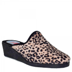 Γυναικεία χειμερινή παντόφλα FAME by  zak shoes 2406 leopar